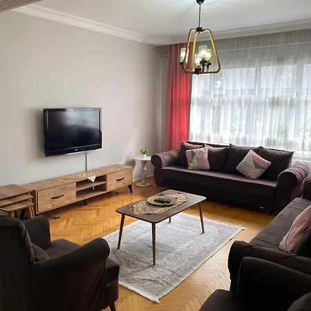 Tramvaya Yakin, Merkezi,2bd,asansoerlue,uecretsiz Otoparkli,3 Klimali 公寓 *