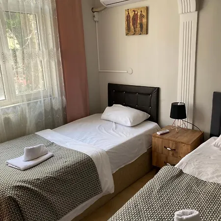 公寓 Tramvaya Yakin, Merkezi,2bd,asansoerlue,uecretsiz Otoparkli,3 Klimali *